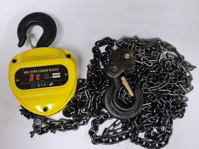 Verižno dvigalo 2 T / 6 m