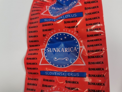 Ovitek ŠUNKARICA
