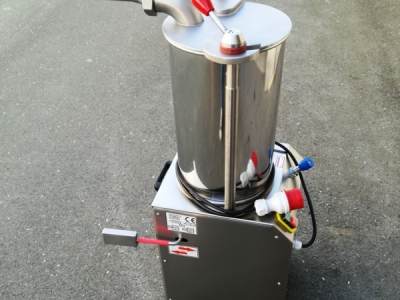 Hidravlična polnilka 40 lit.